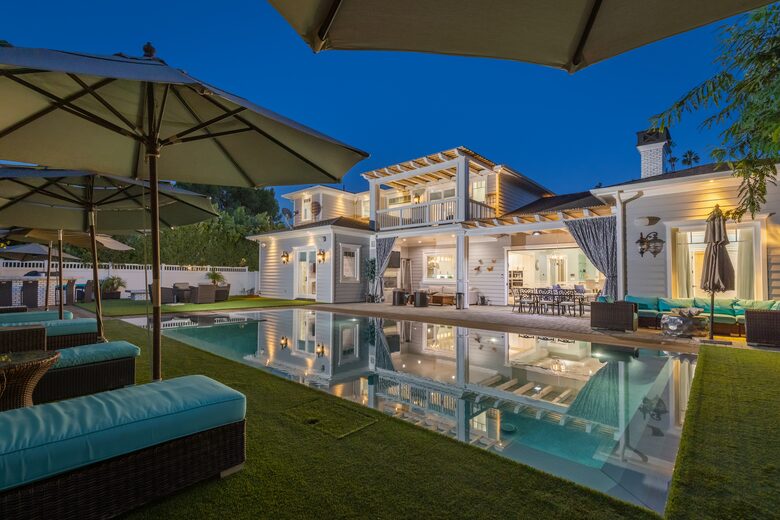 Villa Cassandra - Tarzana, California