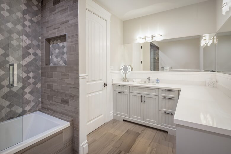 Villa Cassandra - Tarzana, California