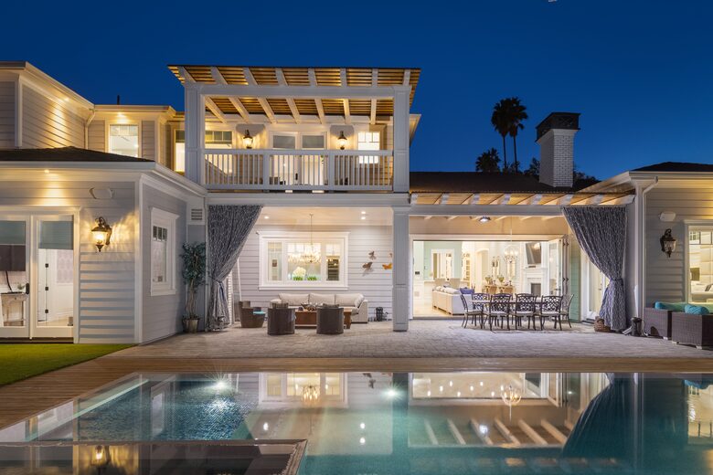 Villa Cassandra - Tarzana, California