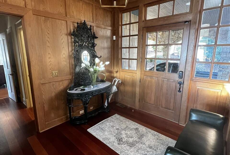 Highlands Home with Stunning Blue Valley Views - Highlands, North Carolina
