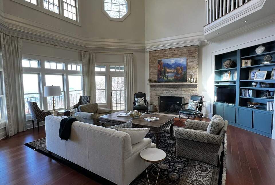 Highlands Home with Stunning Blue Valley Views - Highlands, North Carolina