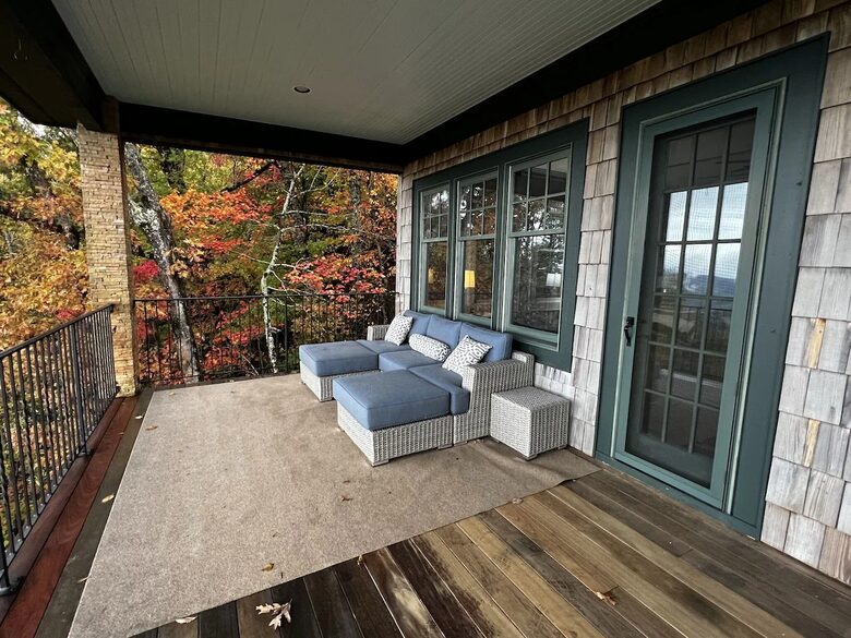 Highlands Home with Stunning Blue Valley Views - Highlands, North Carolina