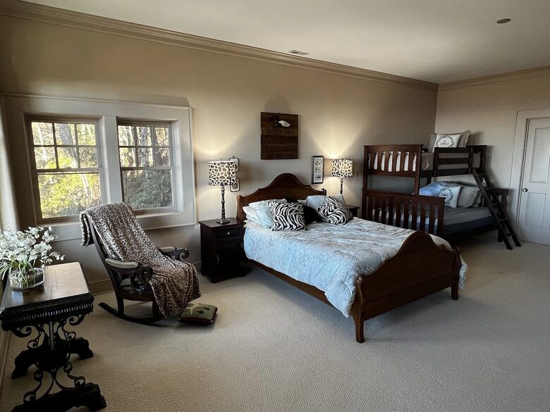 Highlands Home with Stunning Blue Valley Views - Highlands, North Carolina