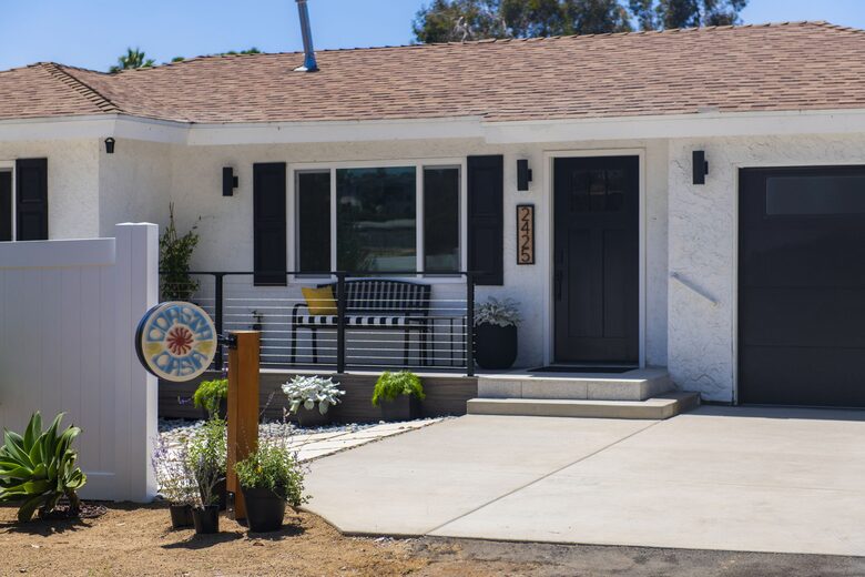 Coasta Casa by the Sea - Carlsbad, California