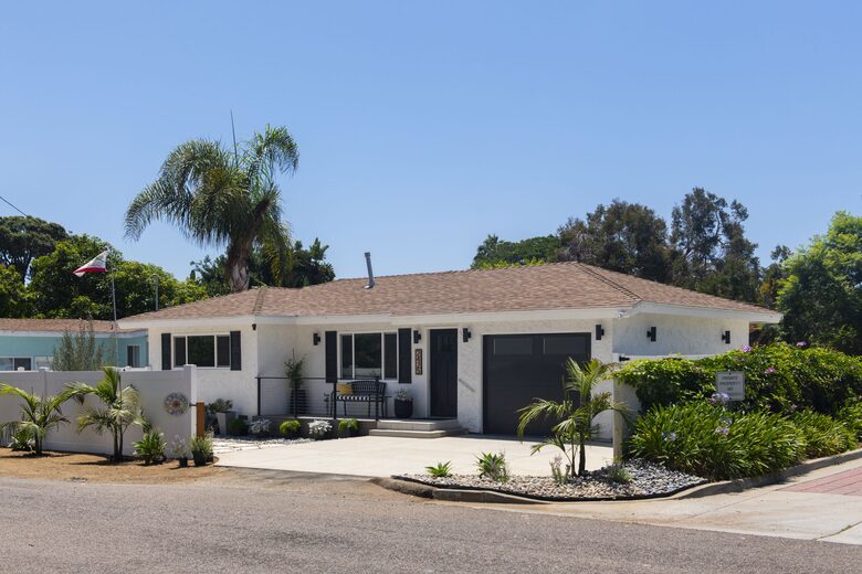 Coasta Casa by the Sea - Carlsbad, California