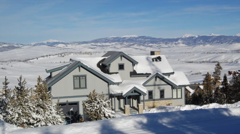 Ski-In/Ski-Out Granby Mountain Retreat - Granby, Colorado