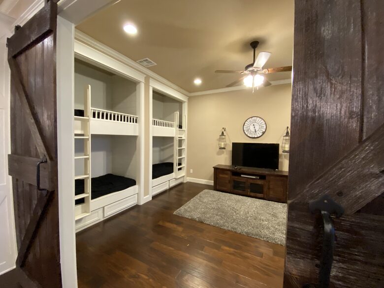Four Twin Beds located in Gameroom