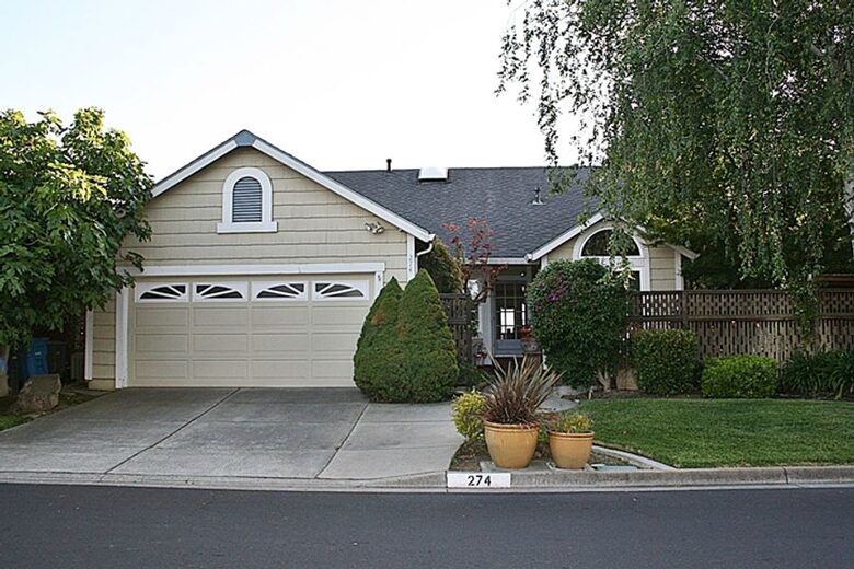 Gateway to Napa Valley With A Billion Dollar View Villa - Vallejo, California