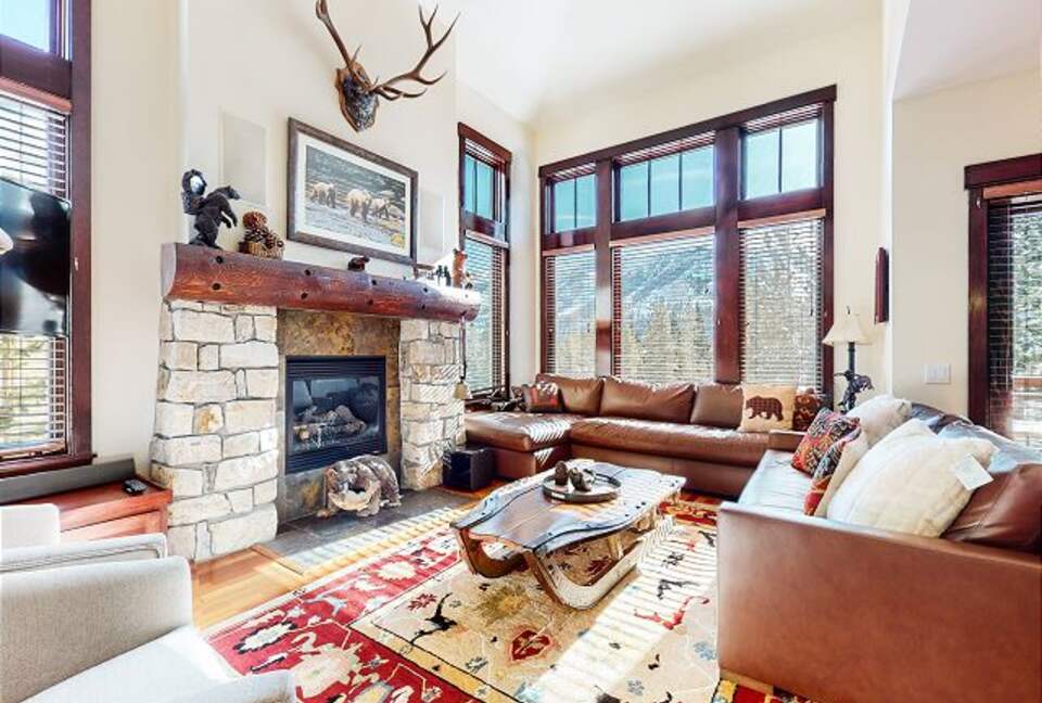 Juniper Springs Retreat - Mammoth Lakes, California