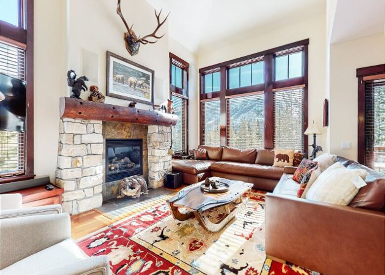 Juniper Springs Retreat - Mammoth Lakes, California