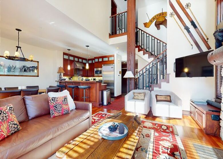 Juniper Springs Retreat - Mammoth Lakes, California
