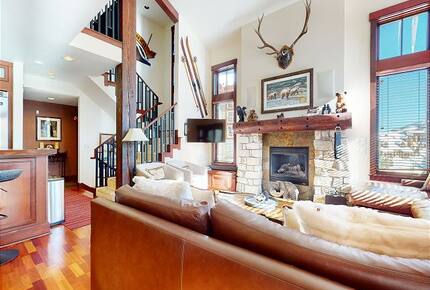 Juniper Springs Retreat - Mammoth Lakes, California