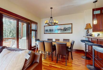 Juniper Springs Retreat - Mammoth Lakes, California