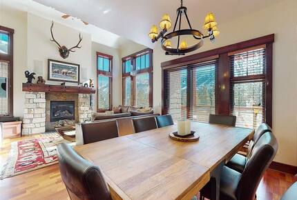 Juniper Springs Retreat - Mammoth Lakes, California