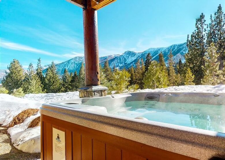 Juniper Springs Retreat - Mammoth Lakes, California