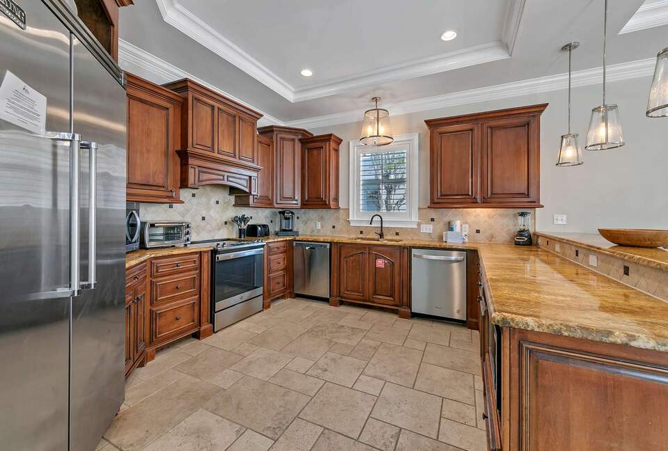 Sun Kissed Beach Retreat | One Block to Private Beach Access - Miramar Beach, Florida