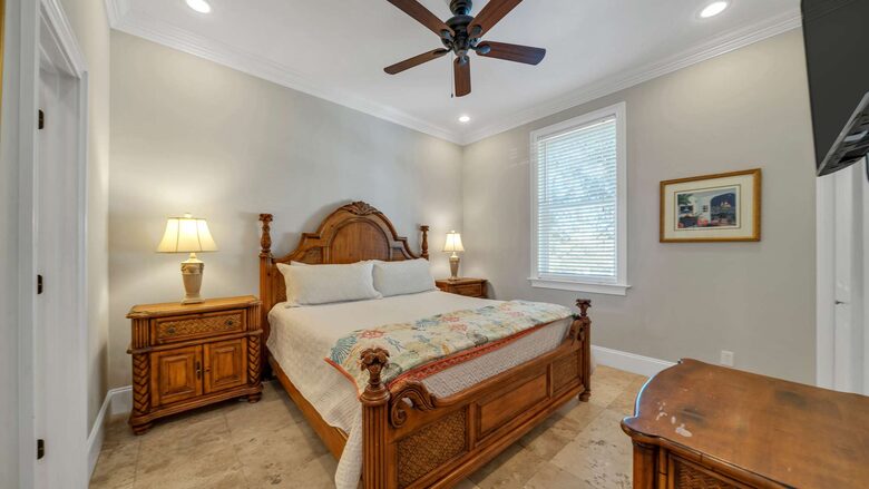 Sun Kissed Beach Retreat | One Block to Private Beach Access - Miramar Beach, Florida