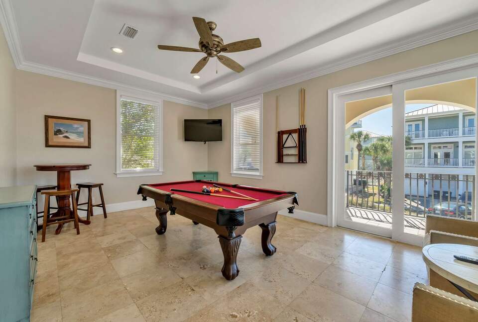 Sun Kissed Beach Retreat | One Block to Private Beach Access - Miramar Beach, Florida