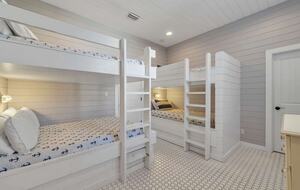 Sun Kissed Beach Retreat | One Block to Private Beach Access - Miramar Beach, Florida