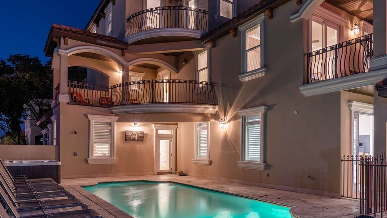 Sun Kissed Beach Retreat | One Block to Private Beach Access - Miramar Beach, Florida