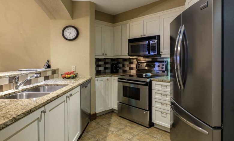 Luxurious Ski In Ski Out 2 Bedroom Equinoxe Tremblant - Mont-Tremblant, Canada