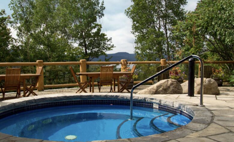 Luxurious Ski In Ski Out 2 Bedroom Equinoxe Tremblant - Mont-Tremblant, Canada
