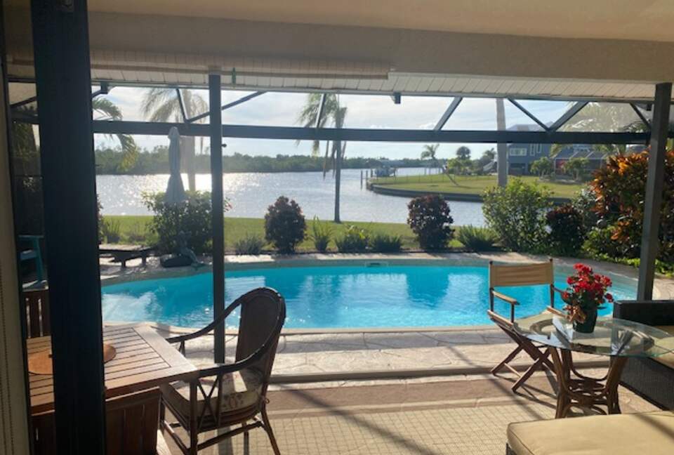 Port Charlotte Retreat - Port Charlotte, Florida