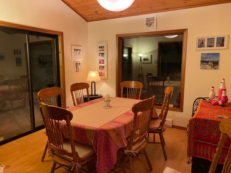 Dining room off kitchen