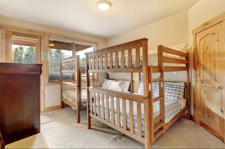 Lakota Luxury Rocky Mountain Ski Chalet - Winter Park, Colorado