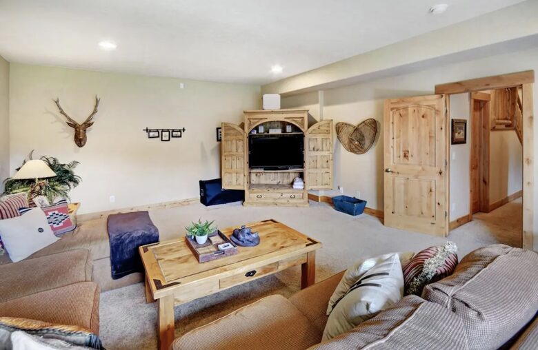 Lakota Luxury Rocky Mountain Ski Chalet - Winter Park, Colorado