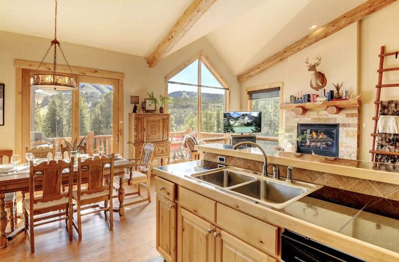 Lakota Luxury Rocky Mountain Ski Chalet - Winter Park, Colorado