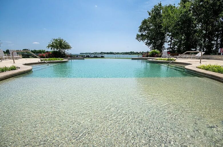 Lakefront Home on Richland Chambers Lake - Corsicana, Texas