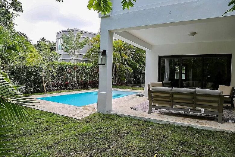 Dorado Beach East Residence - Dorado, Puerto Rico