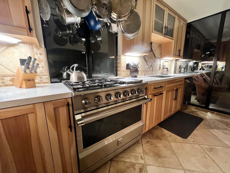 Kitchen Stove