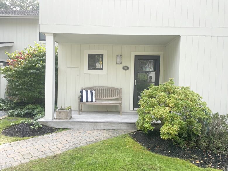 East Hampton Townhome - East Hampton, New York