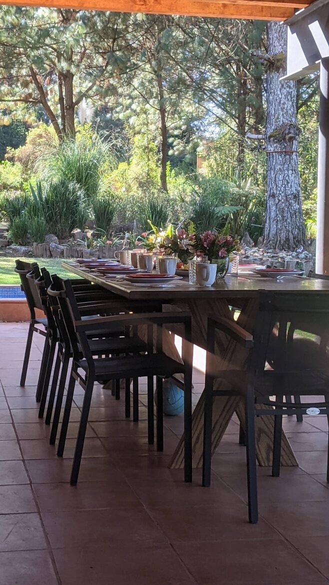 outdoor dining room