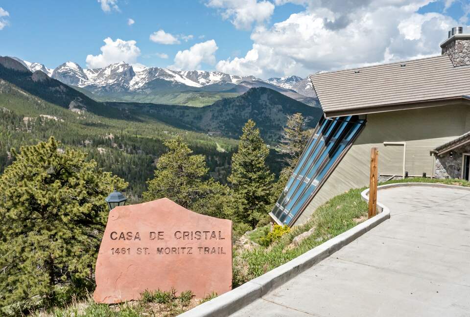 Breathtaking Luxury Mountain Retreat - Estes Park, Colorado