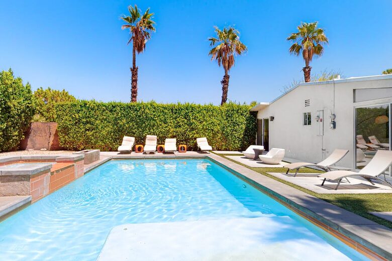 Midcentury Modern Escape - Palm Springs, California
