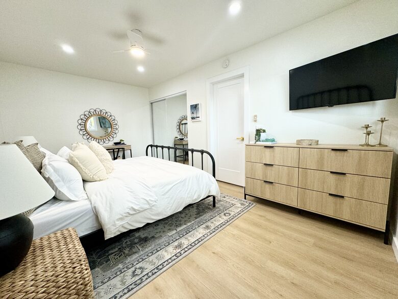 Stylish Family Beach Villa - Summerland, California