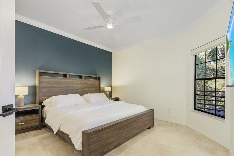Bonita Bay Carriage House - Bonita Springs, Florida