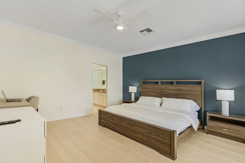 Bonita Bay Carriage House - Bonita Springs, Florida
