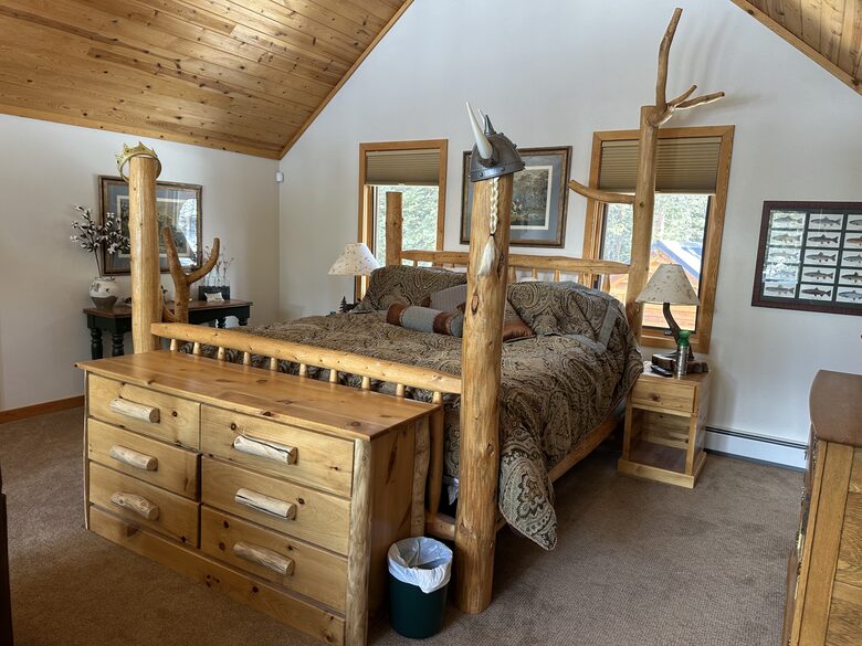 Large Log Home on a Private Acre with a Pond - Breckenridge, Colorado