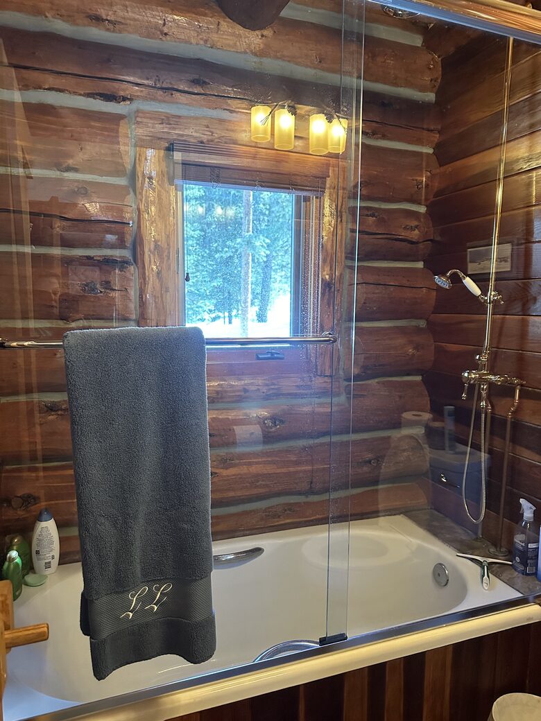 Large Log Home on a Private Acre with a Pond - Breckenridge, Colorado