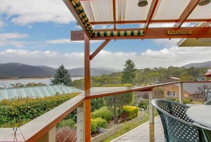 The Lake House - Kalkite, Australia
