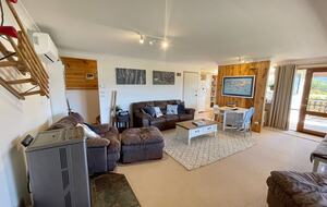 The Lake House - Kalkite, Australia