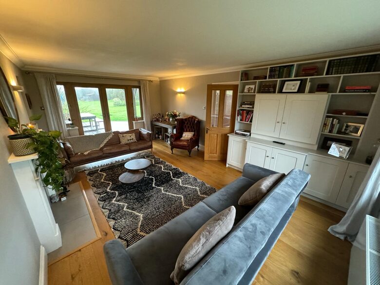 Mandalay Lodge - Medstead, United Kingdom