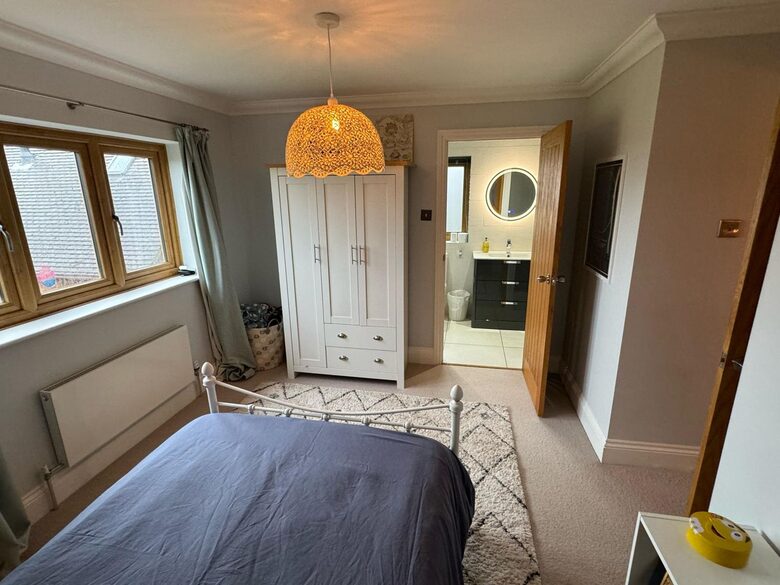 Mandalay Lodge - Medstead, United Kingdom