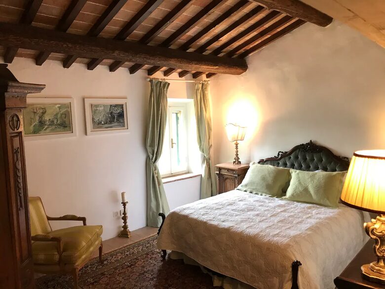 Queen bedroom