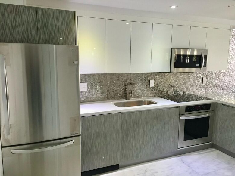 Modern Beach Apartment - Miami Beach, Florida