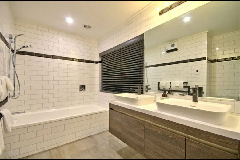 Queenstown Hill Retreat - Queenstown, New Zealand